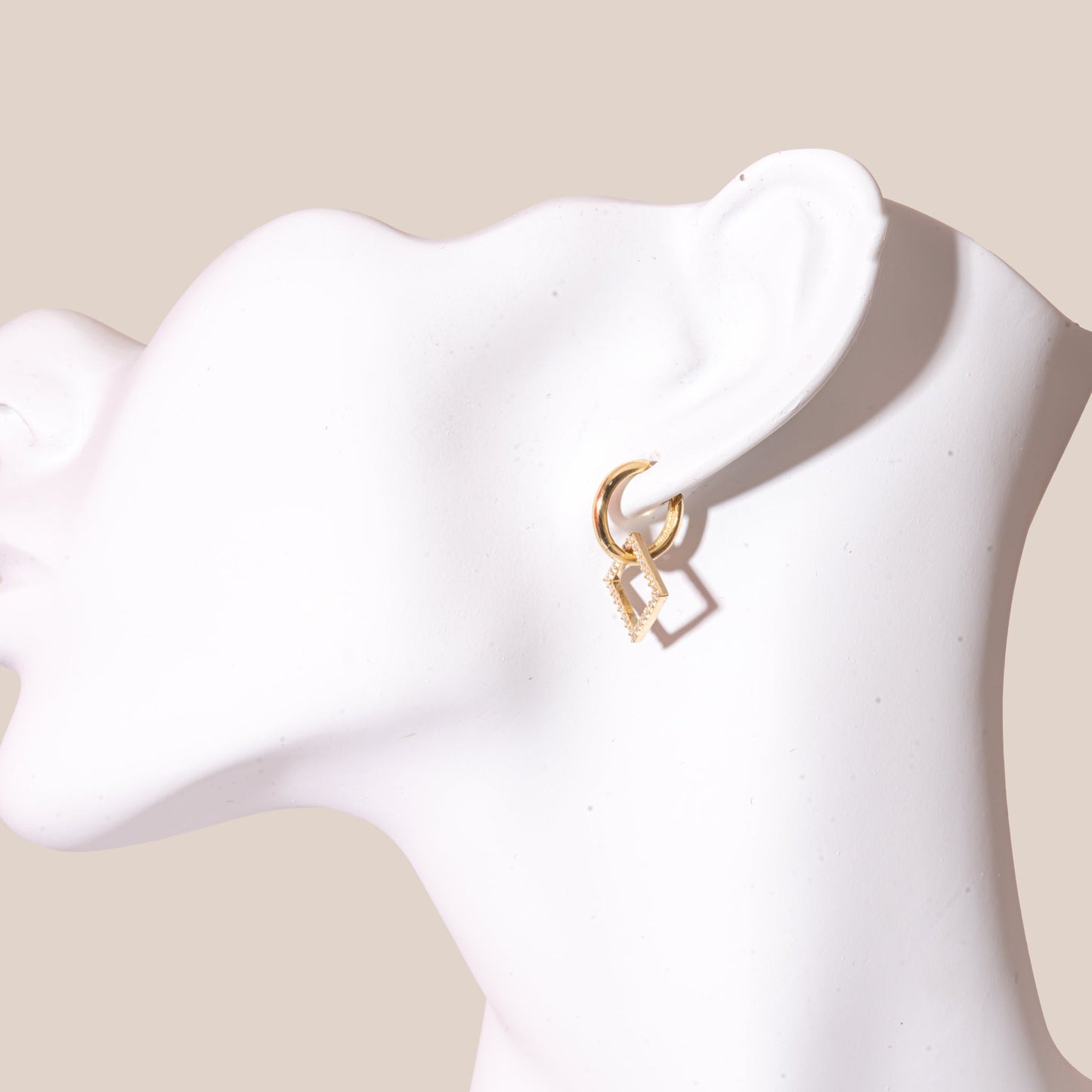 Susanna Ohrring - Ecstasy Jewellery